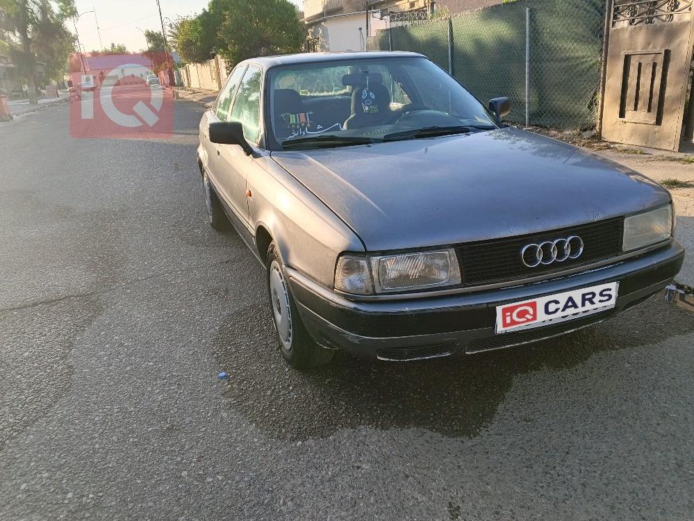 Audi 80